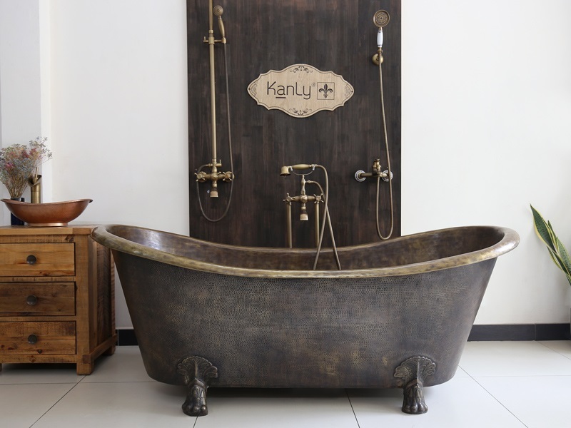 Hình ảnh thực tế bồn tắm đặt sàn BT09 Kanly giả cổ