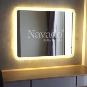 Gương nhà tắm đèn led vàng bo góc