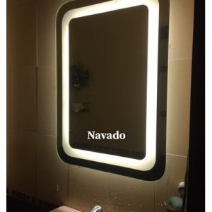 Gương phòng tắm có gắn đèn led chữ nhật