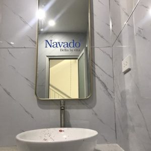 Gương phòng tắm khung inox bo góc