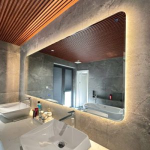 Gương thiết bị vệ sinh cắt theo kích thước