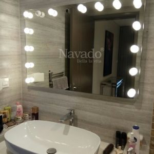 Gương thiết bị vệ sinh có đèn led 60x 80cm