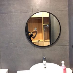 Gương treo nhà tắm tròn vành đen NAV604B