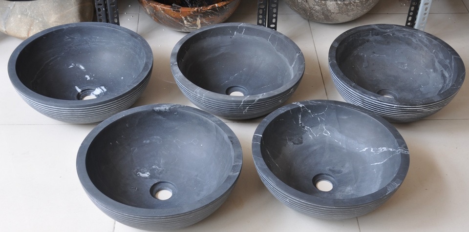 Hình ảnh thực tế chậu lavabo đá R12VL Kanly