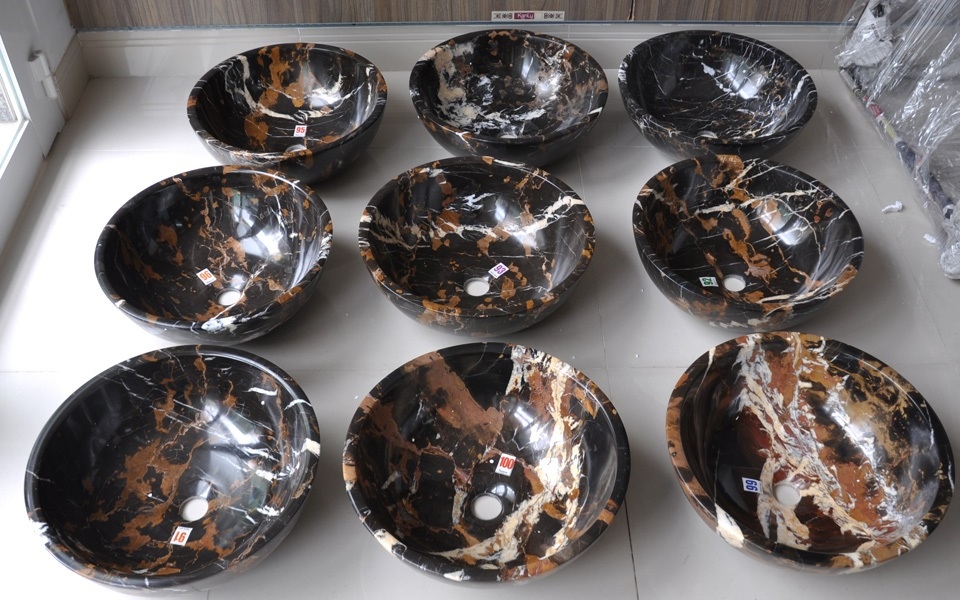 Hình ảnh thực tế bồn rửa mặt đá nguyên khối MAR 16N Kanly