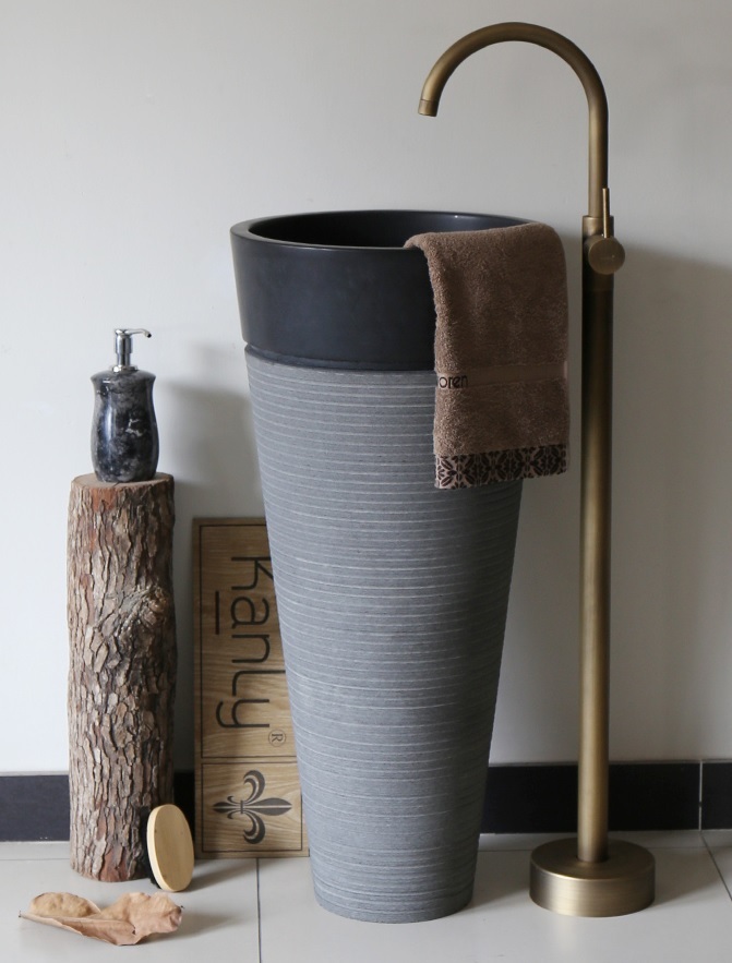 Hình ảnh thực tế chậu rửa lavabo đặt sàn MAR72 Kanly 