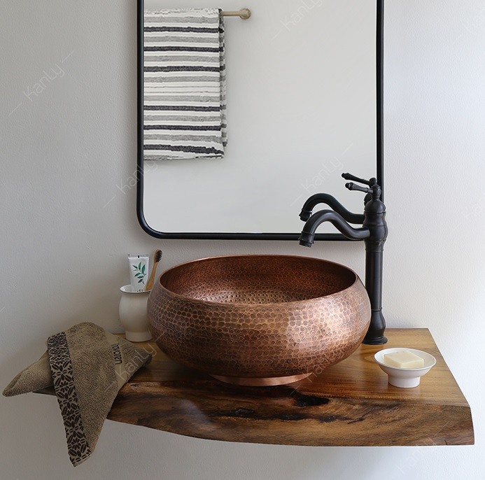 Hình ảnh thực tế chậu rửa mặt đồng thau Kanly RSC121V đặt bàn