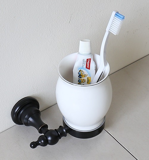 Hình ảnh thực tế ly đựng bàn chải Kanly GCK 07B