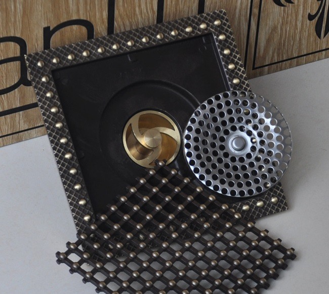 Hình ảnh thực tế phễu thoát sàn Kanly GCP 15E