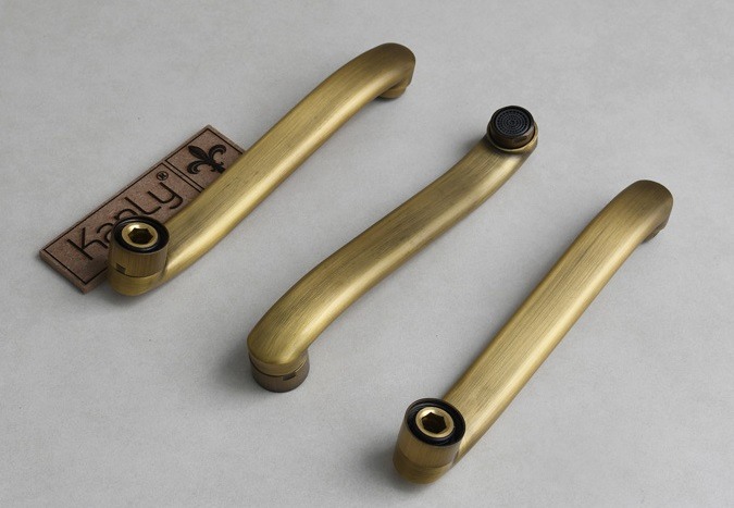 Hình ảnh thực tế thanh nối dài vòi sen Kanly GCK 55