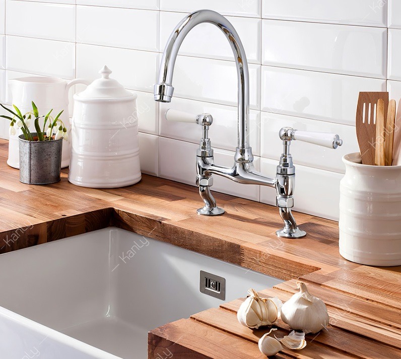 Hình ảnh thực tế  vòi bếp nóng lạnh Kanly CHC20