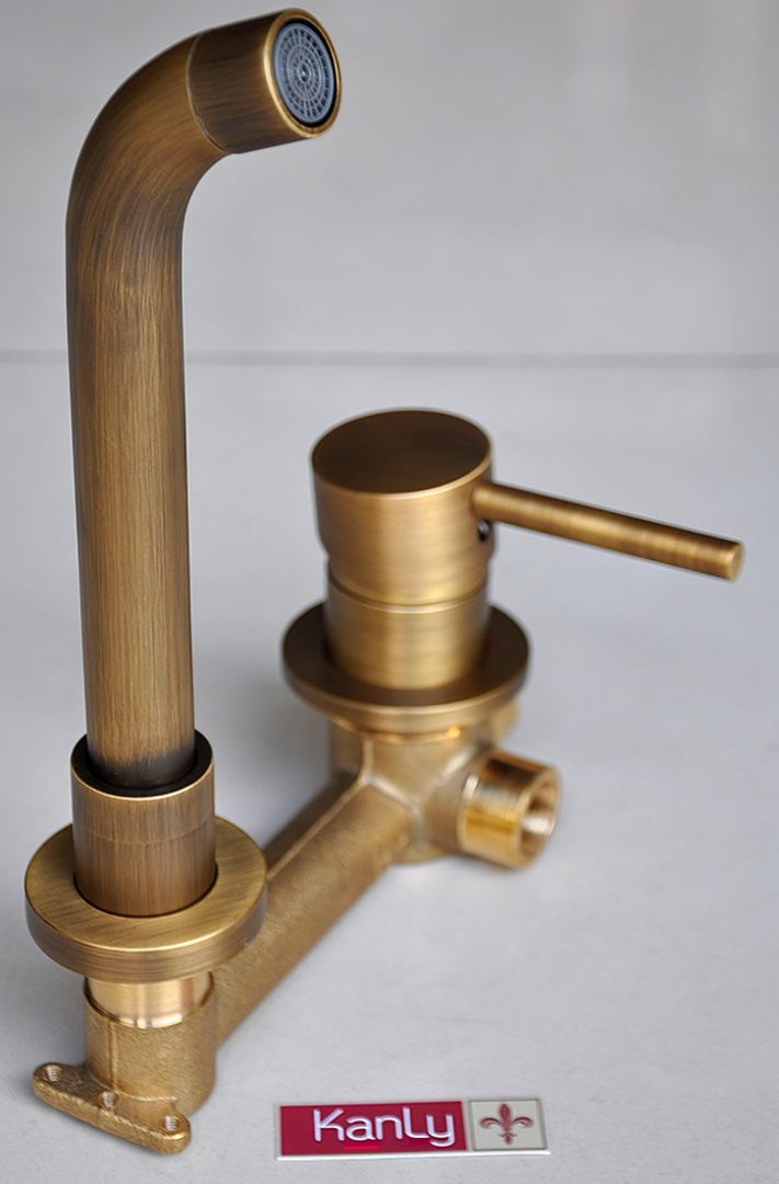 Hình ảnh thực tế vòi chậu rửa Kanly đồng thau GCT 04