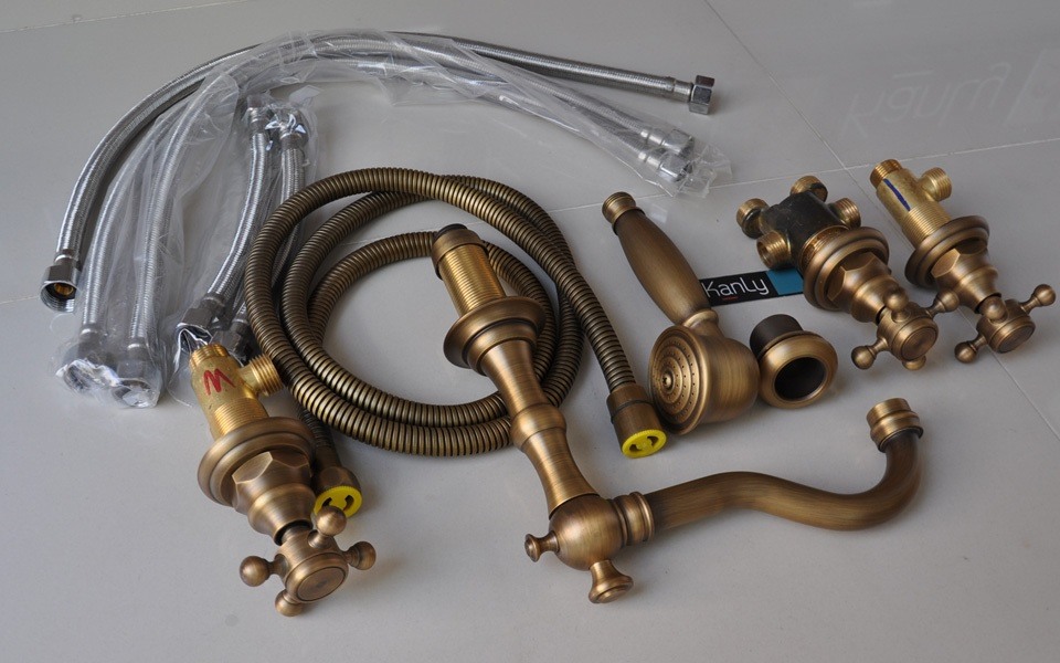 Hình ảnh thực tế vòi chậu rửa Kanly đồng thau GCB 08