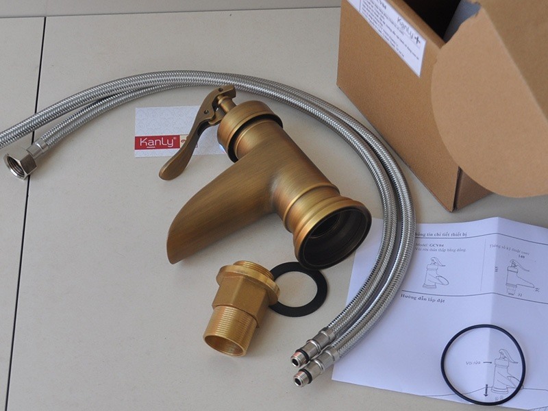 Hình ảnh thực tế vòi chậu rửa Kanly đồng thau GCV 04
